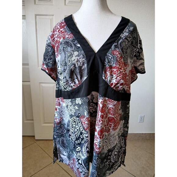 Fashion Bug Womens Babydoll Top 22/24W Black Gray Red‎ Paisley Print Tunic - Picture 1 of 12